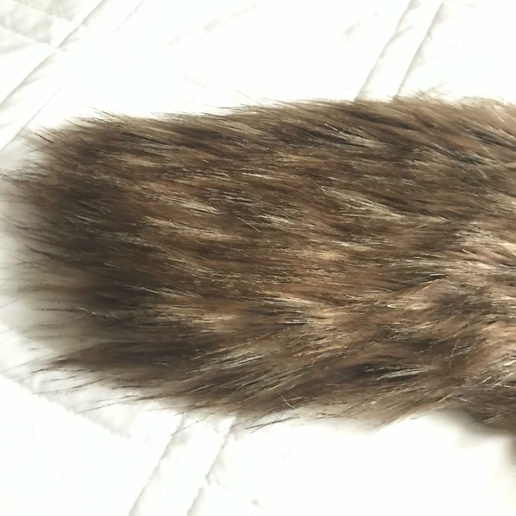 Faux fur collar - Picture 5 of 9